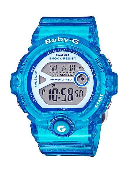 Часы CASIO BG-6903-2B Часы CASIO BG-6903-2BНовинка в серии BG-6900 в синем полупрозрачном скелетоновом корпусе идеально подойдет девушкам, увлекающимся бегом. Благодаря функции Lap Memory 60™ вы сможете хранить в часах до 60 записей с информацией о дате ваших пробежек и показателей времени круга, что поможет вам совершенствоваться и улучшать свои беговые показатели.
<br>А если ежедневные пробежки — это не про вас, все в порядке, ведь перед вами полноценная fashion модель, которая украсит любое запястье и станет яркой частью уличной моды любого мегаполиса.<br>