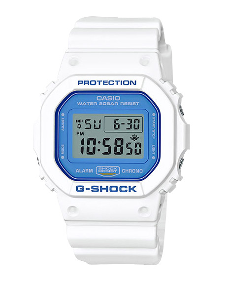 Часы CASIO DW-5600WB-7E Часы CASIO DW-5600WB-7EG-CLASSIC<br>Свежая fashion-новинка в олдскульном <a href=&amp;quot;/all-gshock/g-shock-dw-5600/&amp;quot;>корпусе G-SHOCK DW-5600</a> из серии BLUE AND WHITE. Белый корпус и синий циферблат делают эту модель универсальным аксессуаром в вашем летнем гардеробе!<br>