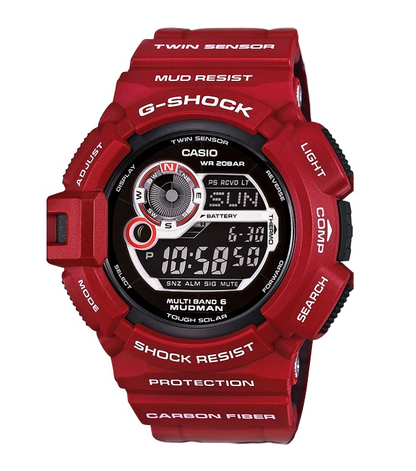 Часы CASIO G-9300RD-4E Часы CASIO G-9300RD-4EG-PREMIUM<br>Красная модель, выпущенная ограниченным тиражом из профессиональной <a href=&amp;quot;/all-gshock/g-shock-mudman/&amp;quot;>серии G-SHOCK MUDMAN™</a>. Помимо совершенной технической начинки, а также специальной защиты от пыли, грязи и воды, красные мадманы — это само по себе &amp;quot;вау&amp;quot;, ведь до этого часы данной серии выпускались лишь в темных расцветках.
<br>
<br>Напомним, что MUDMAN™ — это профессиональная серия джишоков созданная для путешествующих и работающих &amp;quot;на земле&amp;quot; людей. Новое поколение моделей оснащены датчиком направления, основанном на компасе, термометром, отображением фаз луны, что позволяет узнать будет ли грядущая ночь освещенной или нет, а также солнечной батареей. А уникальная конструкция и противо-пылевое и -грязевое покрытие позволяет работать с часами в самых экстремальных природных условиях.<br>