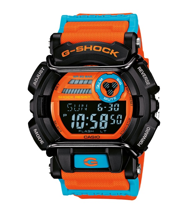 Часы CASIO GD-400DN-4E Часы CASIO GD-400DN-4EG-SPECIALS<br>Яркая и необычная урбанистическая модель из <a href=&amp;quot;/all-gshock/g-shock-gd-400/&amp;quot;>серии GD-400</a> с металическим протектором дисплея. Очень популярна среди скейтеров, роллеров, любителей bmx и других уличных спортсменов и экстрималов.
<br>Также на борту: полная противоударная защита, сверхъяркая LED-подстветка, отображение времени в разных часовых поясах и еще более десятка функций. Но не стоит недооценивать fashion-составляющую данной модели, ведь прежде всего это яркий и креативный аксессуар.<br>