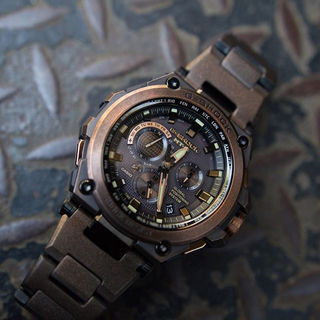 G-SHOCK MTG-G1000AR-1A