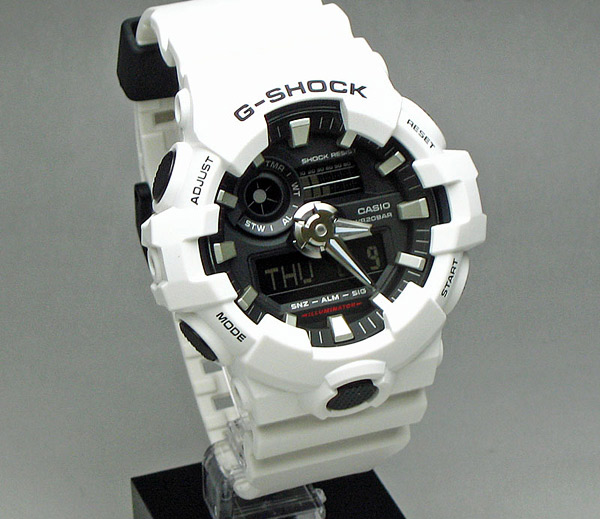 G-SHOCK GA-700-7A