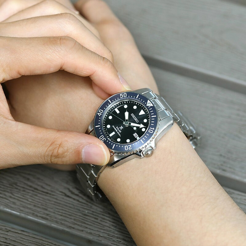 Японские часы Seiko SNE569P1