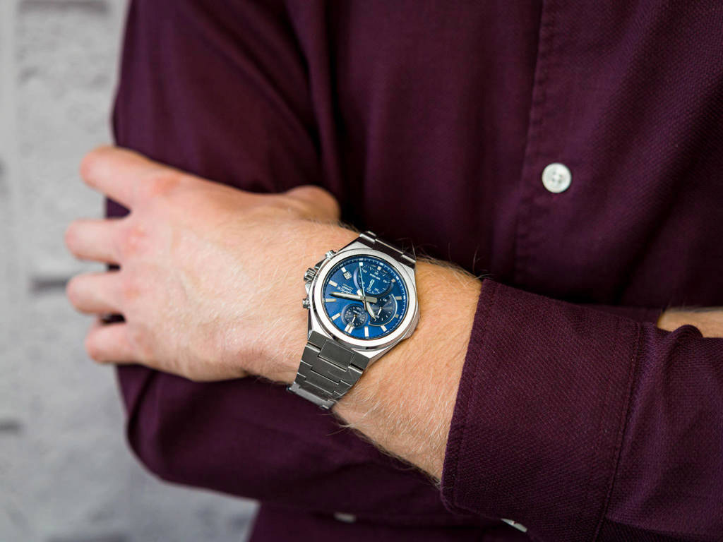 Casio Edifice EFB-700D-2A