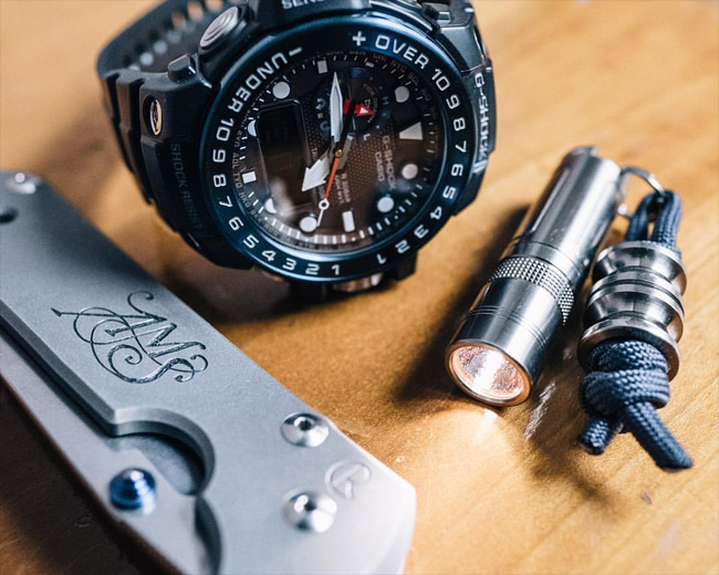 G-SHOCK GWN-1000B-1B