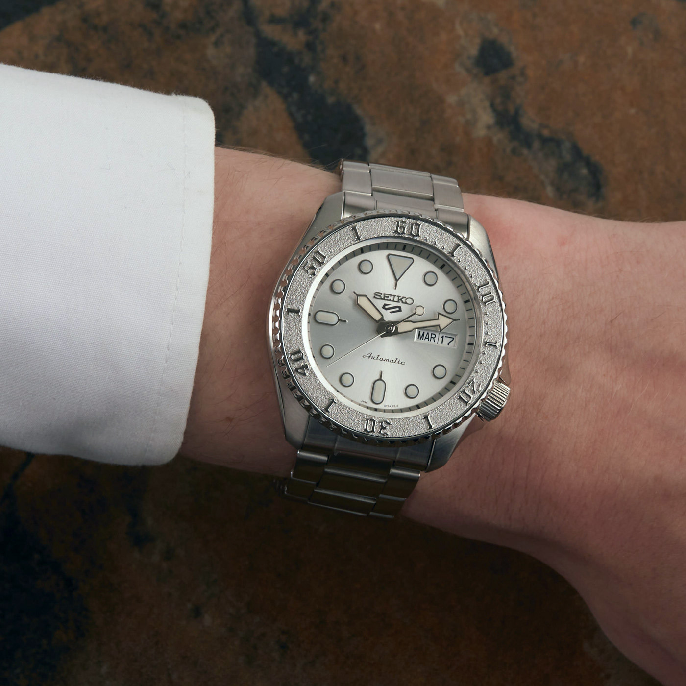 Японские часы Seiko SRPE71K1