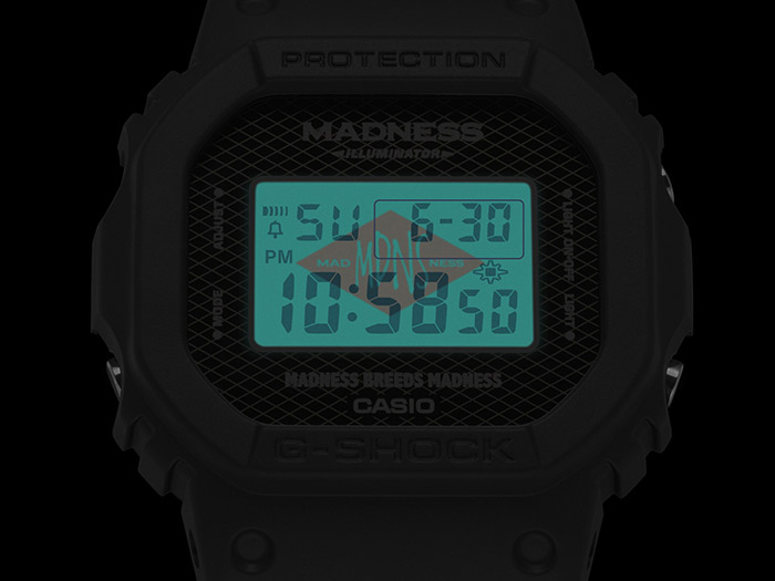 G-SHOCK DW-5000MD-1DR