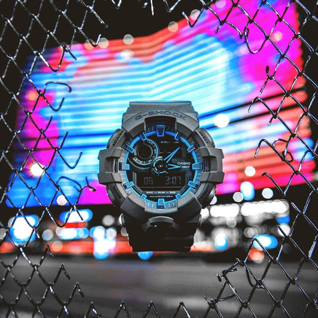 G-SHOCK GA-700SE-1A2