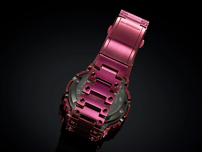 G-SHOCK GMW-B5000RD-4E