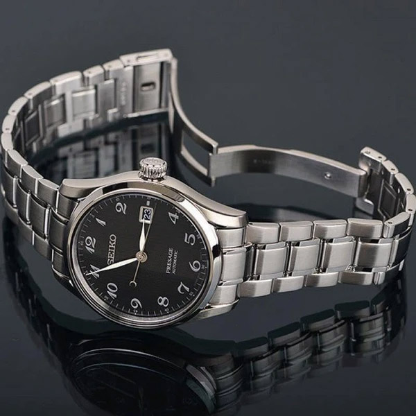 Японские часы Seiko SPB065J1