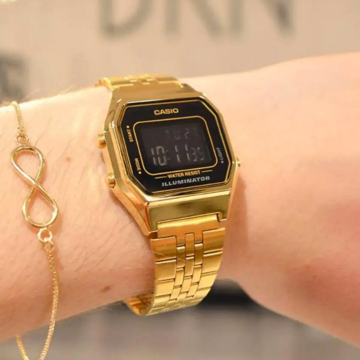 G-SHOCK LA680WGA-1B