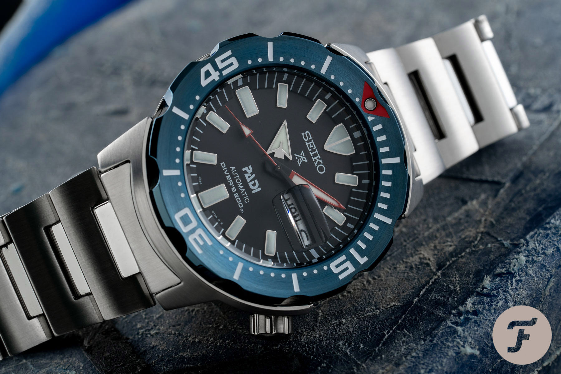 Японские часы Seiko SRPE27K1