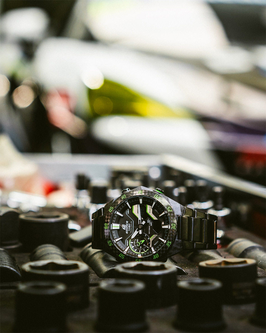 Casio Edifice ECB-2200RC-1A3
