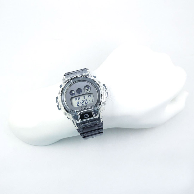 G-SHOCK DW-6900SK-1E