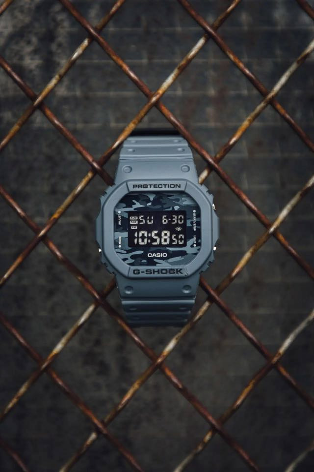 G-SHOCK DW-5600CA-2E