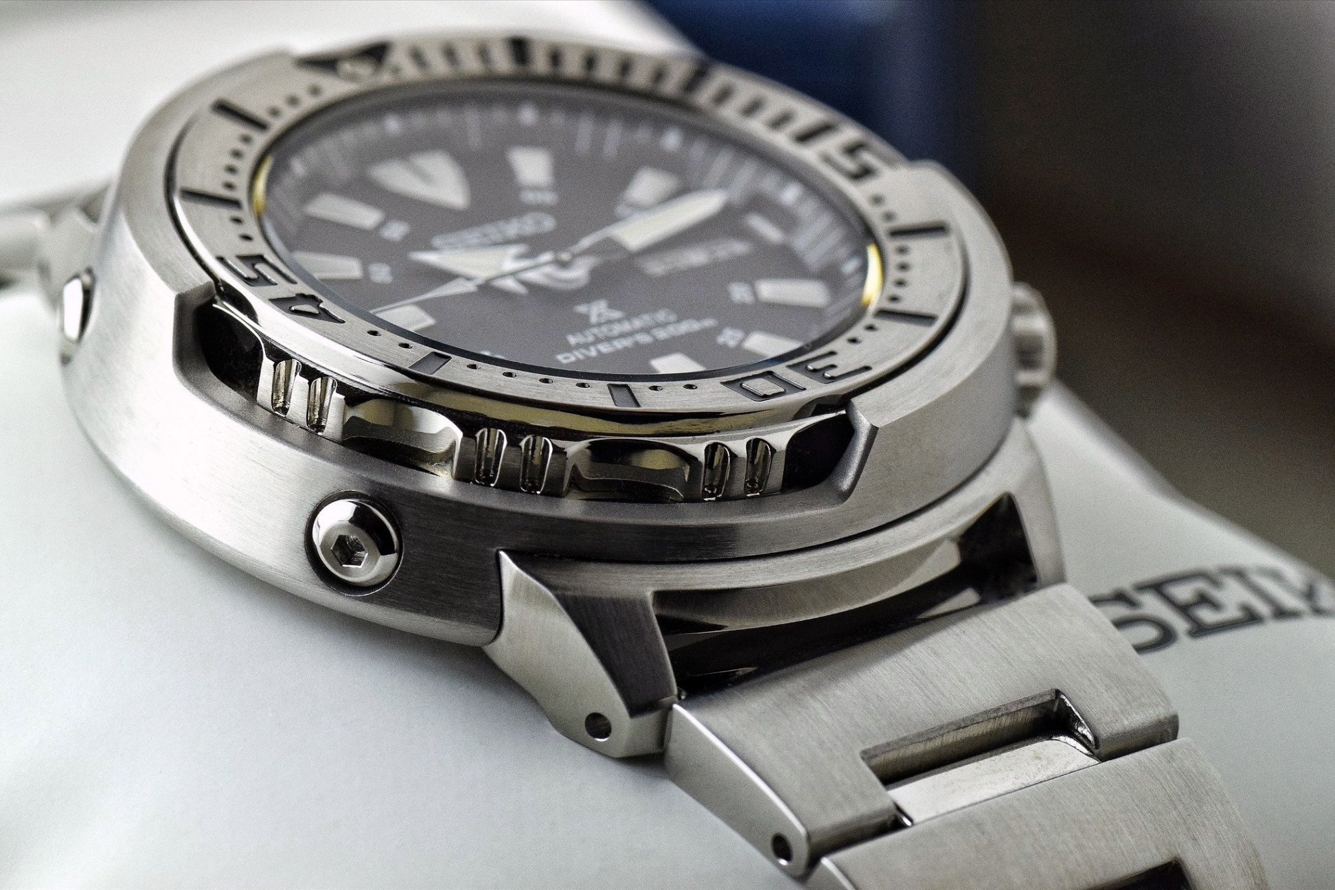 Японские часы Seiko SRPE85K1