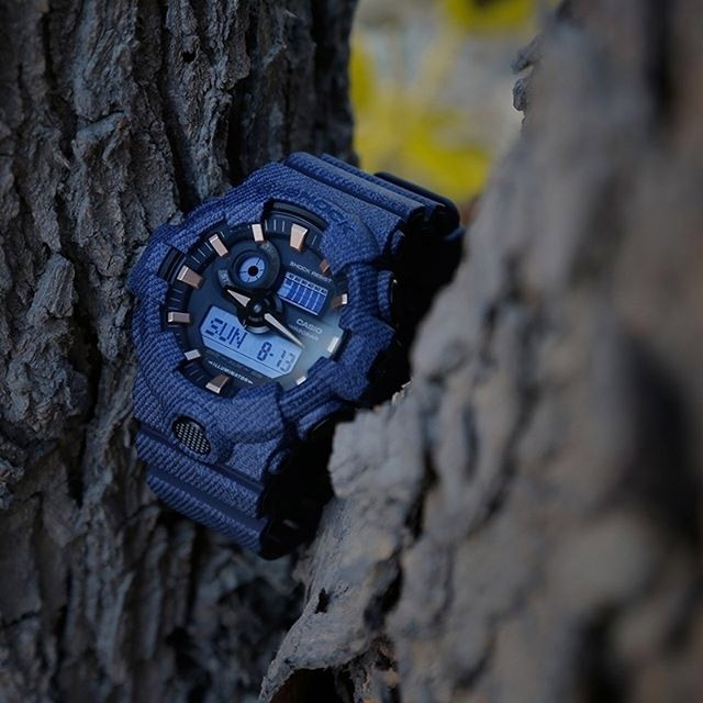 G-SHOCK GA-700DE-2A
