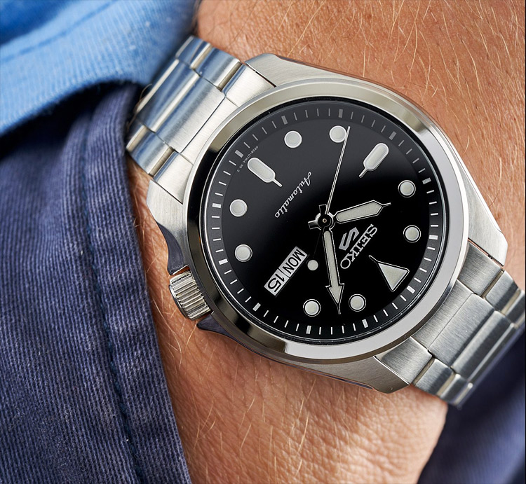 Японские часы Seiko SRPE55K1
