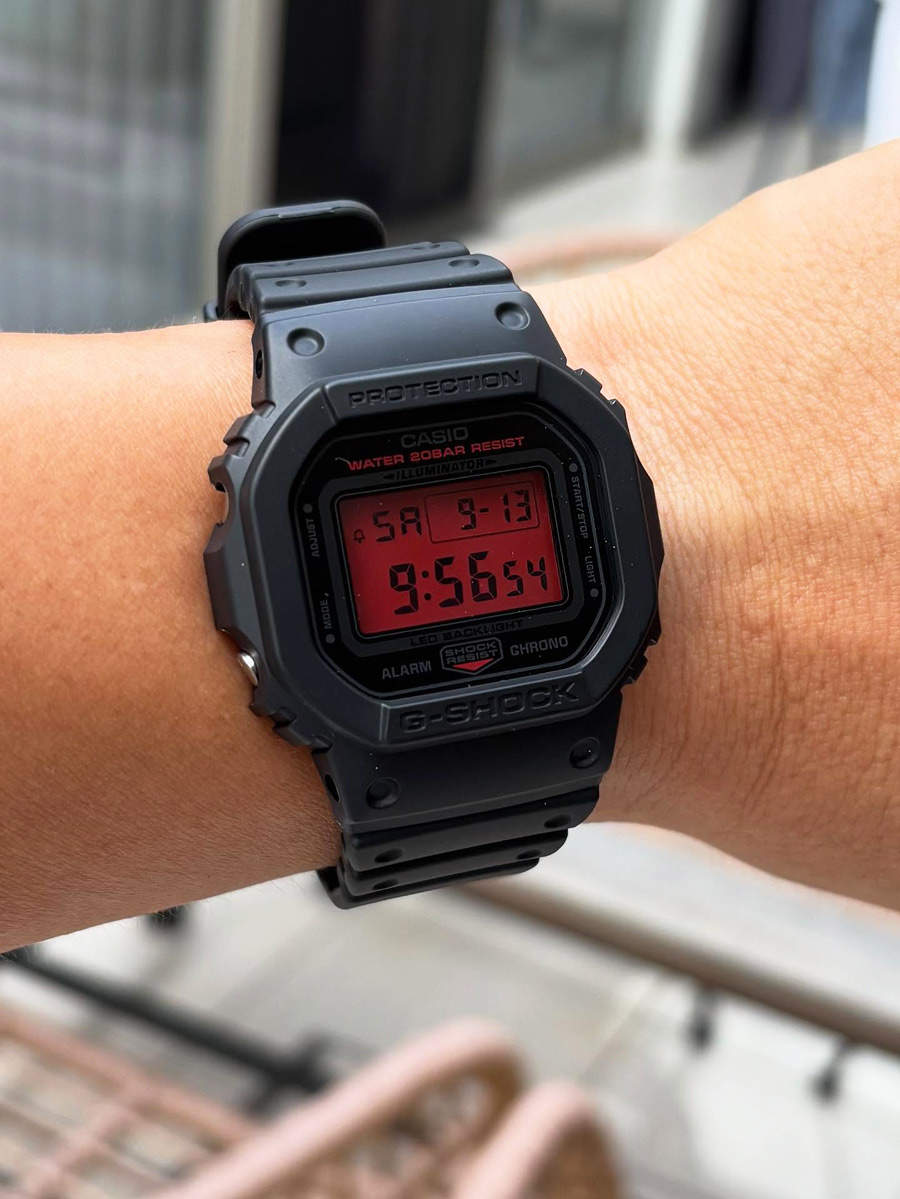 G-SHOCK DW-5600BBR-1E