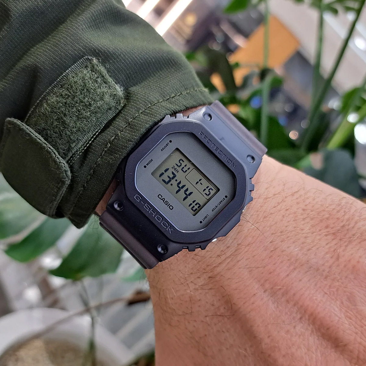G-SHOCK GM-5600MF-2E