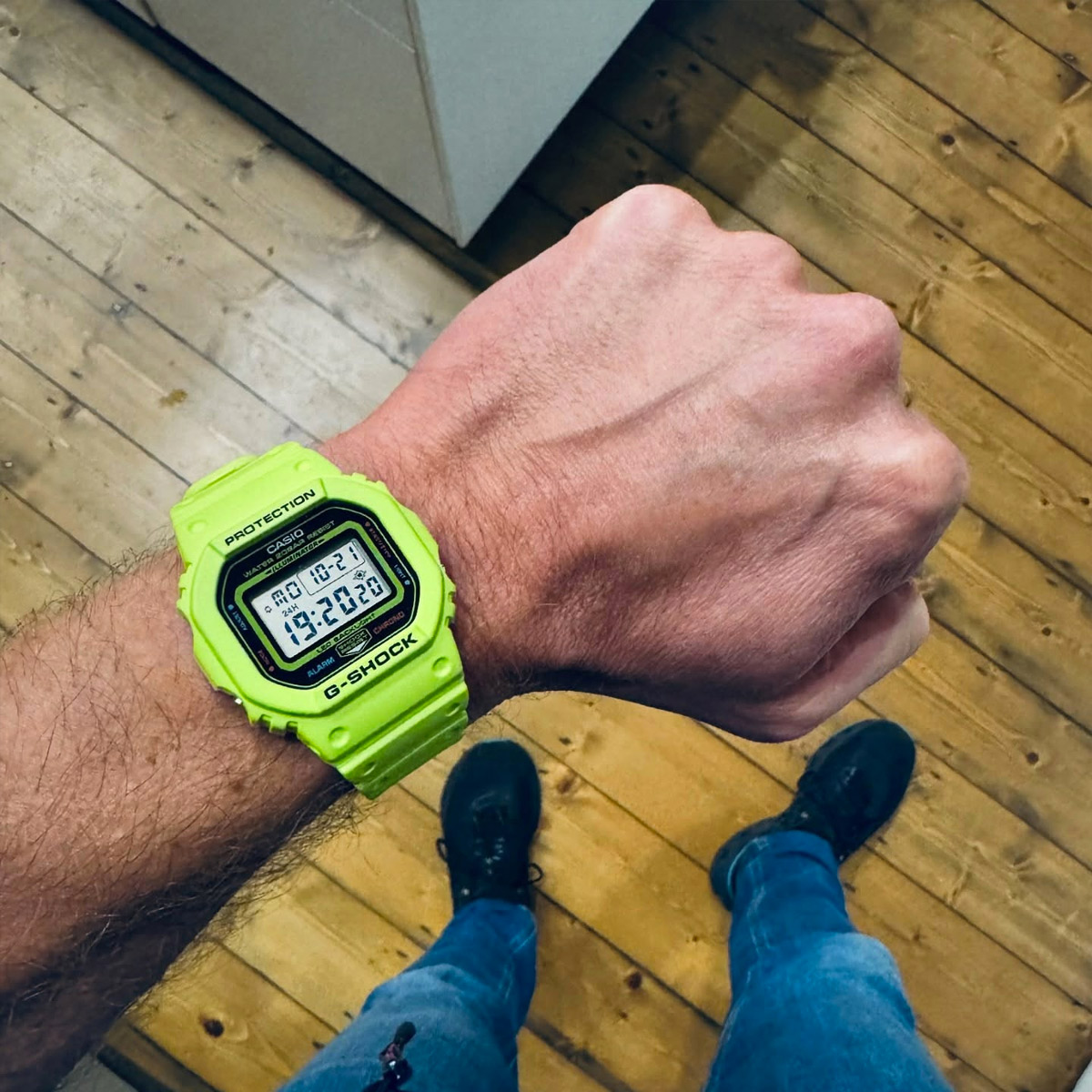 G-SHOCK DW-5600EP-9E