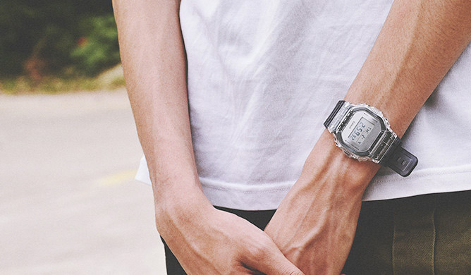G-SHOCK DW-5600SK-1E