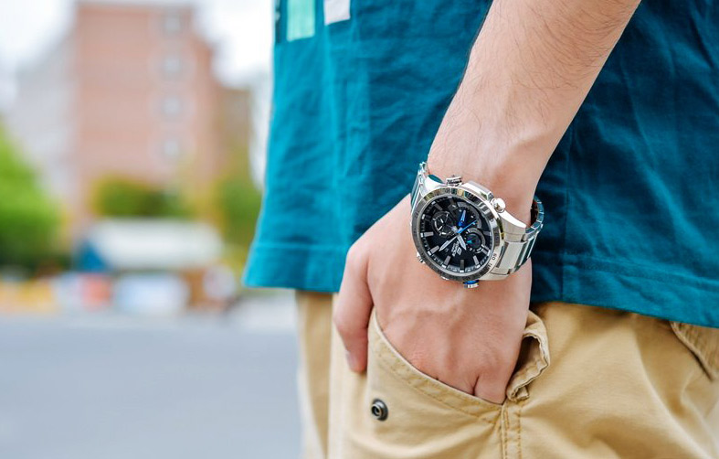 Casio Edifice EQB-800D-1A
