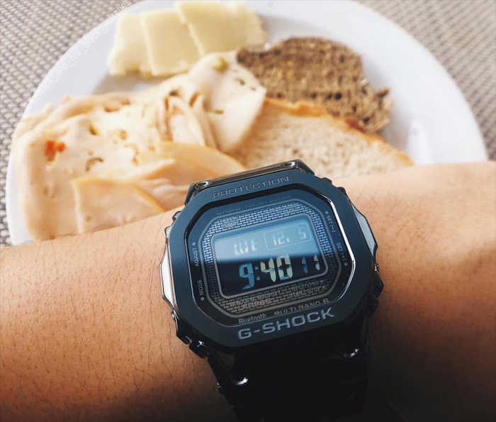 G-SHOCK GMW-B5000GD-1E