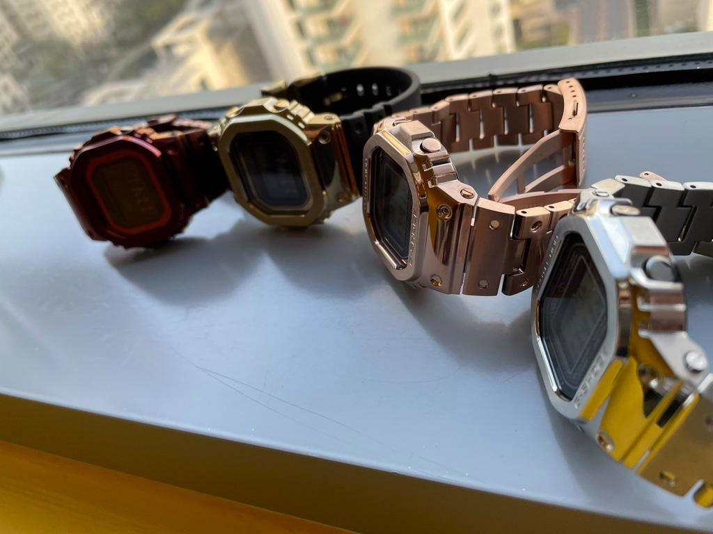 G-SHOCK GMW-B5000GD-4E