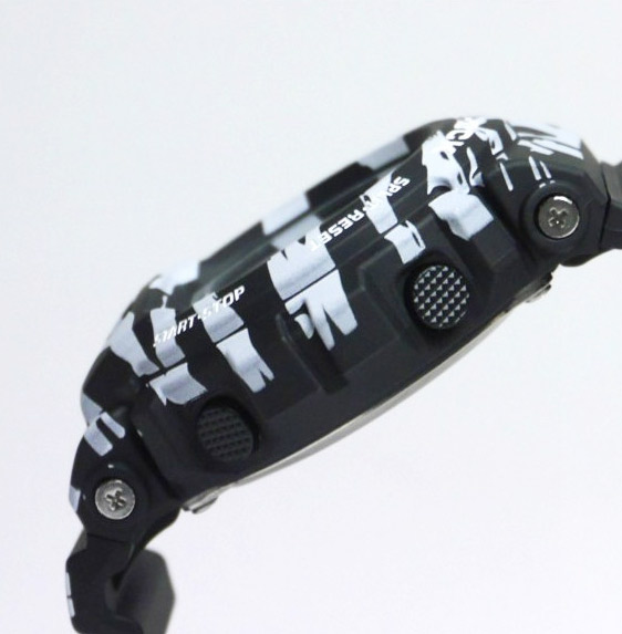 G-SHOCK GD-X6900BW-1E