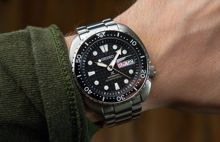 Японские часы Seiko SRPE03K1