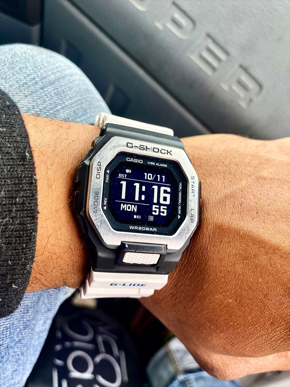 G-SHOCK GBX-100-7E