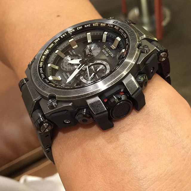 G-SHOCK MTG-S1000V-1A