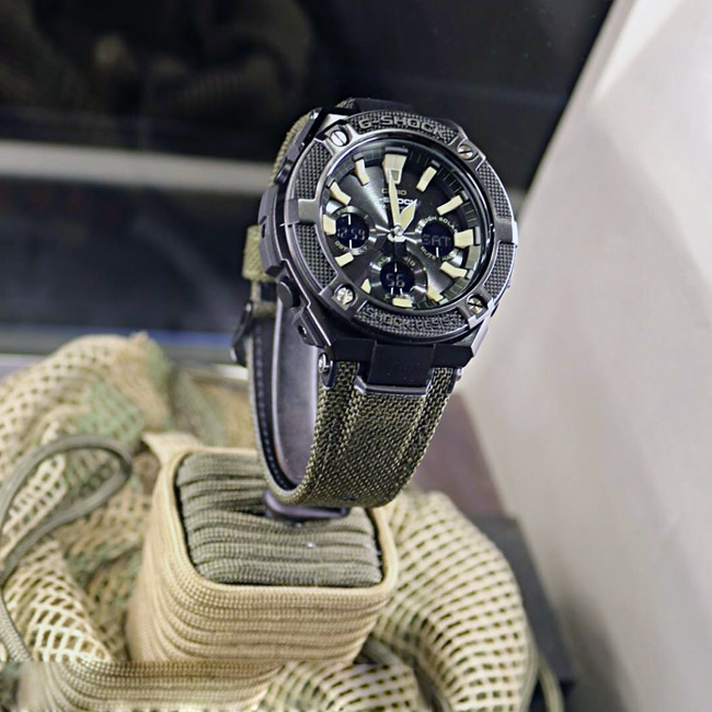 G-SHOCK GST-W130BC-1A3