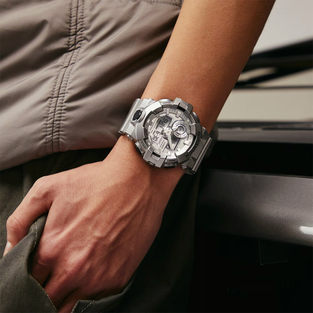 G-SHOCK GA-700FF-8A