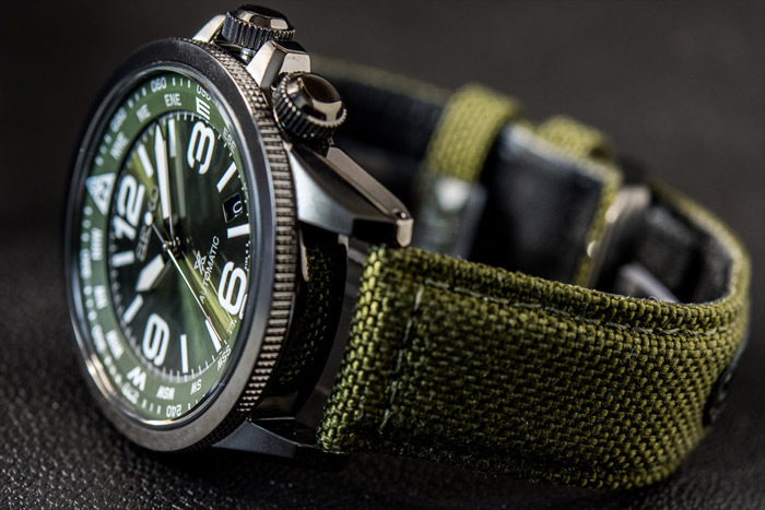 Японские часы Seiko SRPC33K1