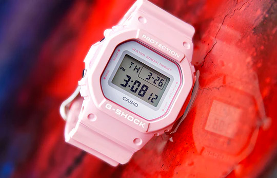 G-SHOCK DW-5600SC-4E