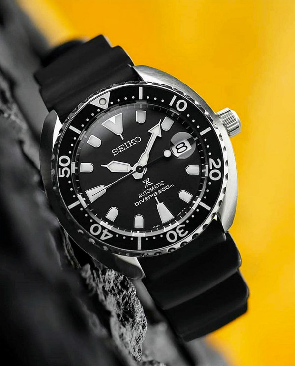 Японские часы Seiko SRPC37K1