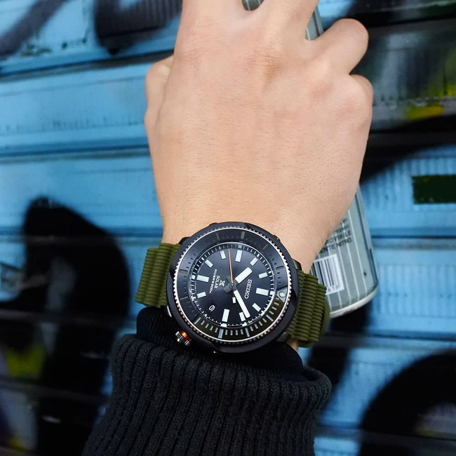 Японские часы Seiko SNE547P1