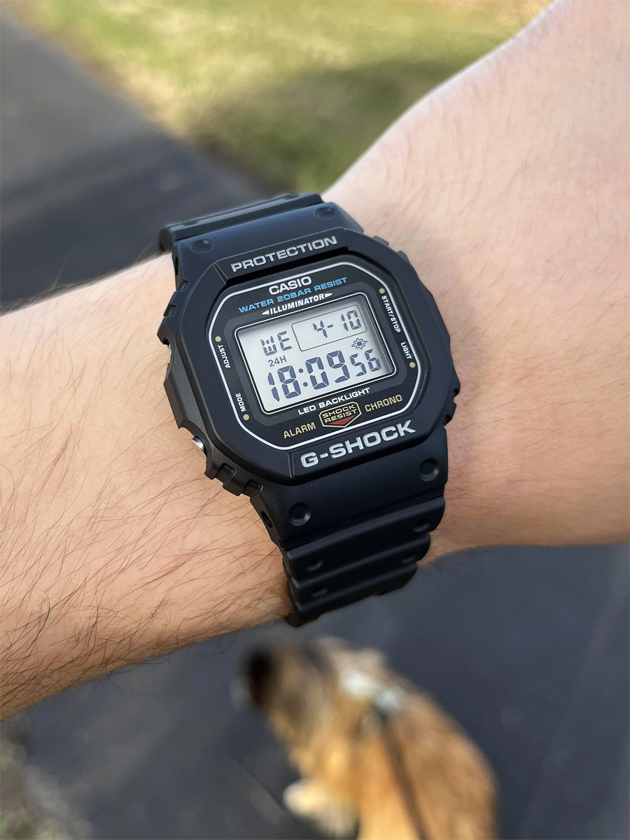 G-SHOCK DW-5600UE-1E