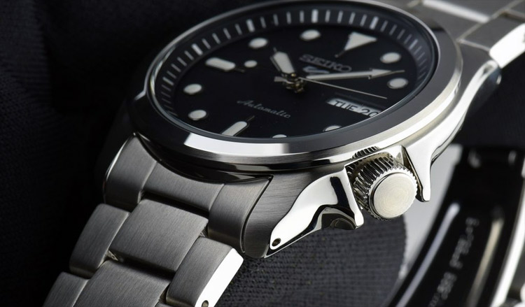 Японские часы Seiko SRPE55K1