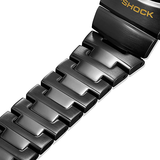 G-SHOCK AWM-500GC-1A