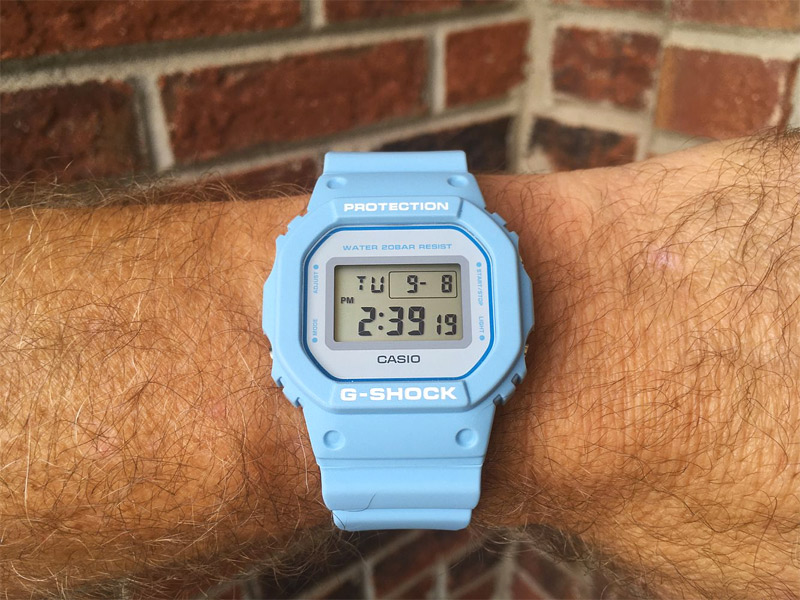 G-SHOCK DW-5600SC-2E