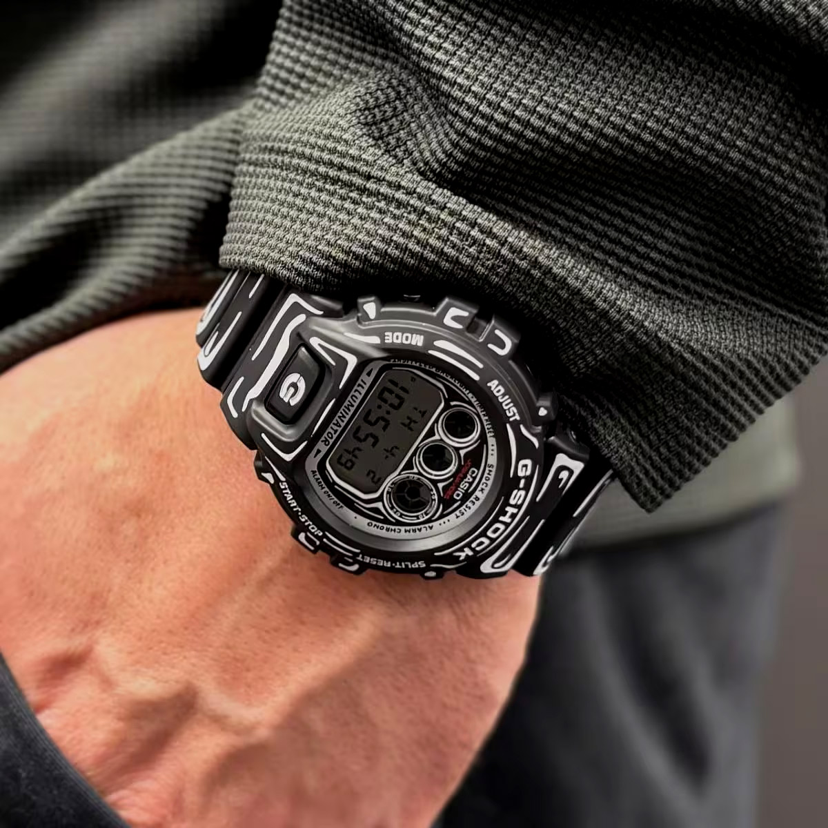 G-SHOCK DW-6900JV-1E