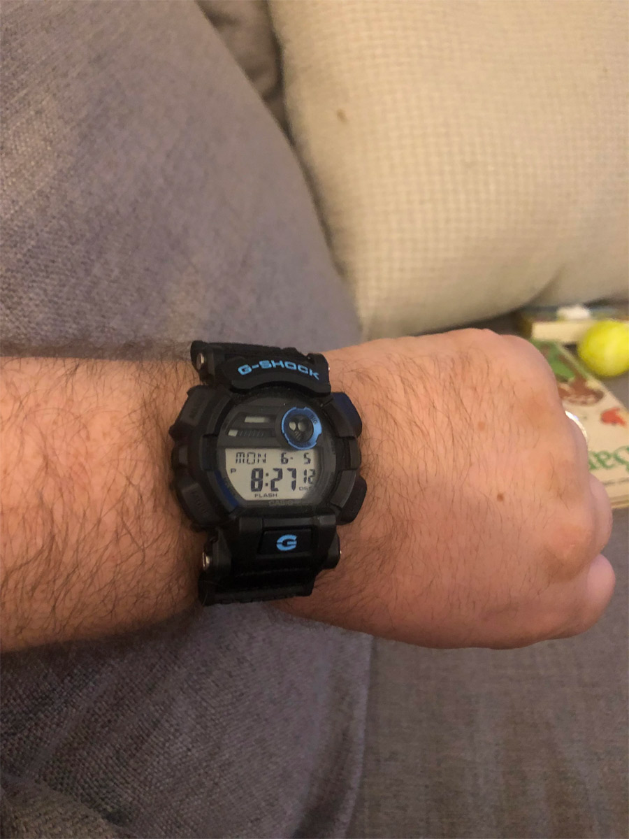 G-SHOCK GD-400-1B2