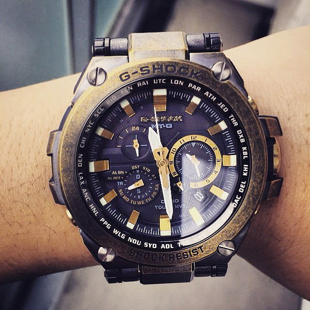 G-SHOCK MTG-S1000BS-1A