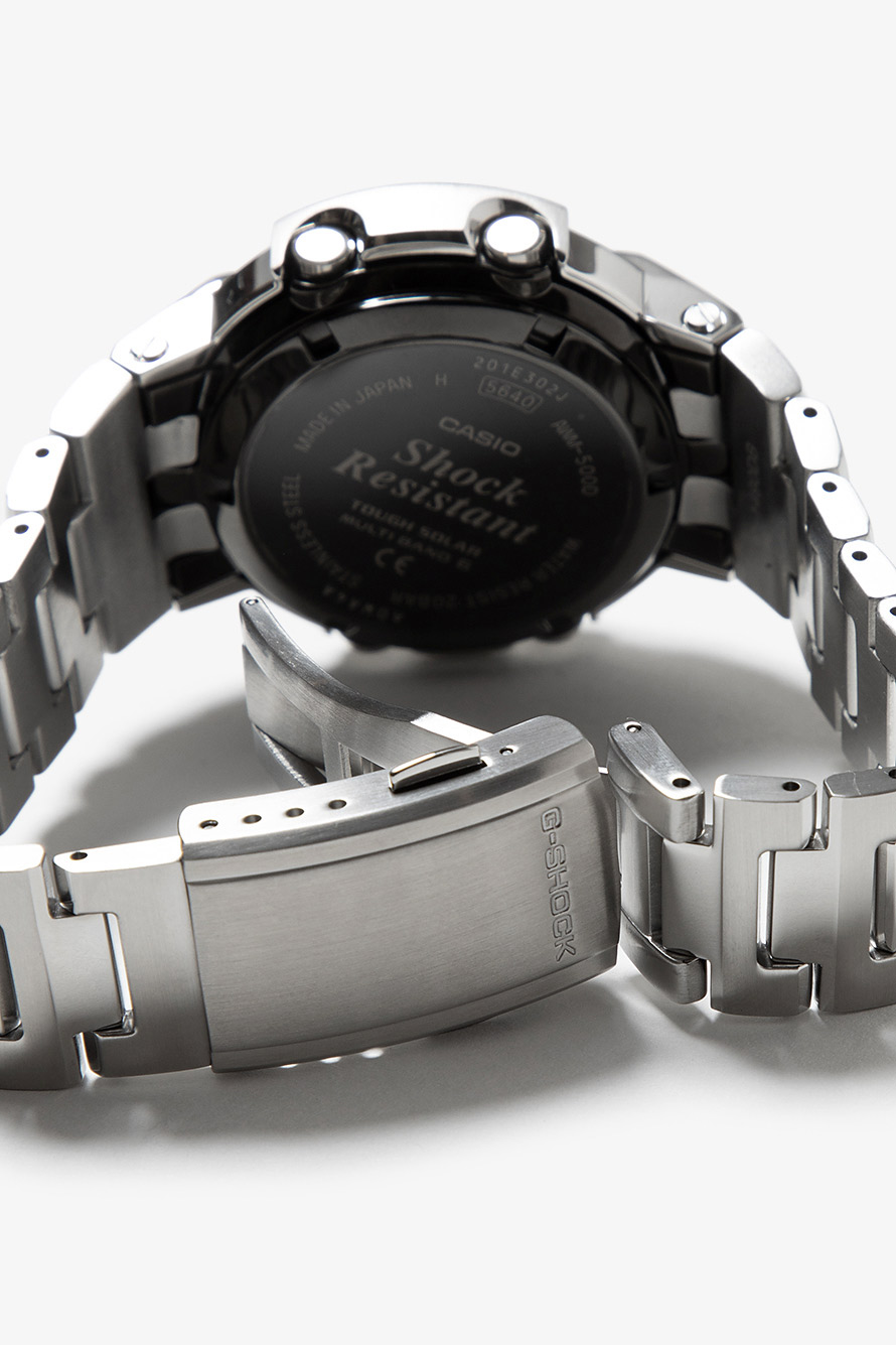 G-SHOCK AWM-500D-1A