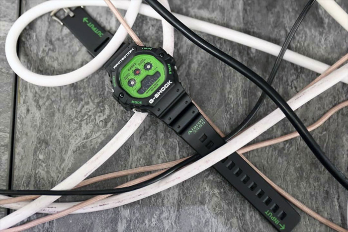 G-SHOCK DW-5900RS-1E