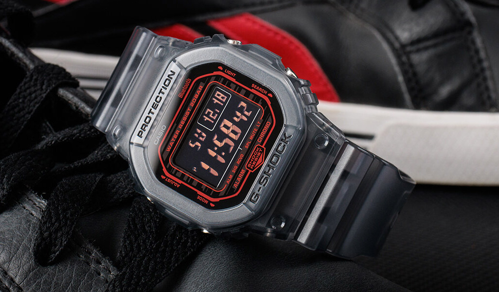 G-SHOCK DW-B5600G-1E