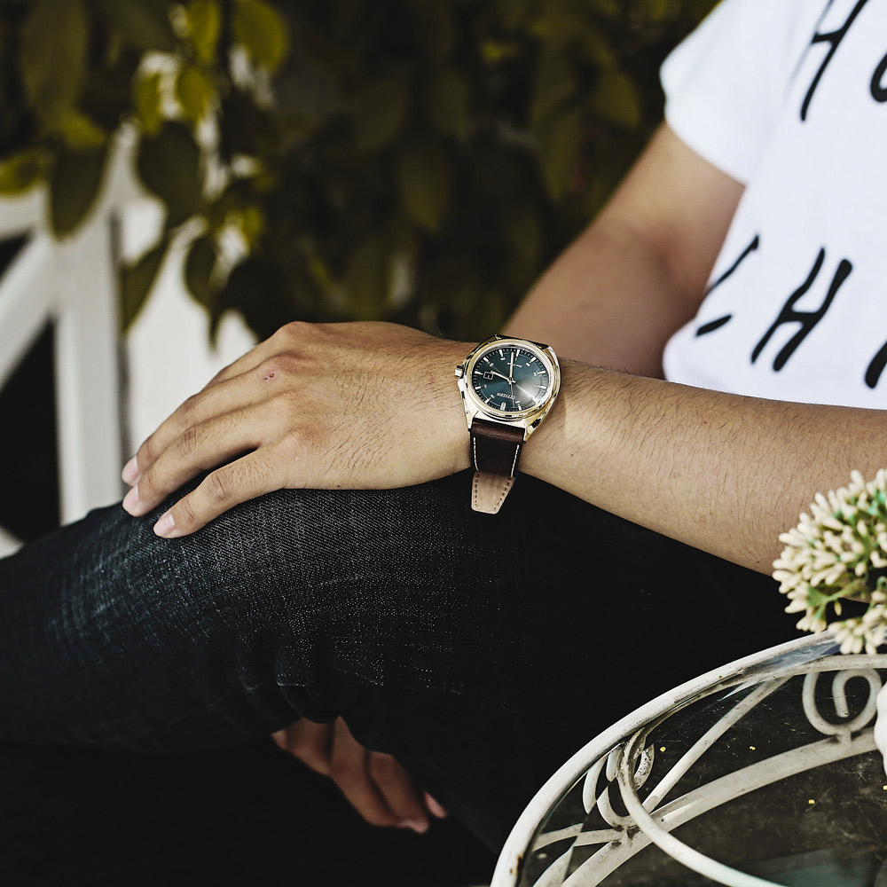 Citizen AW1573-11L